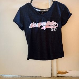 Women's v neck Aeropastle tee
